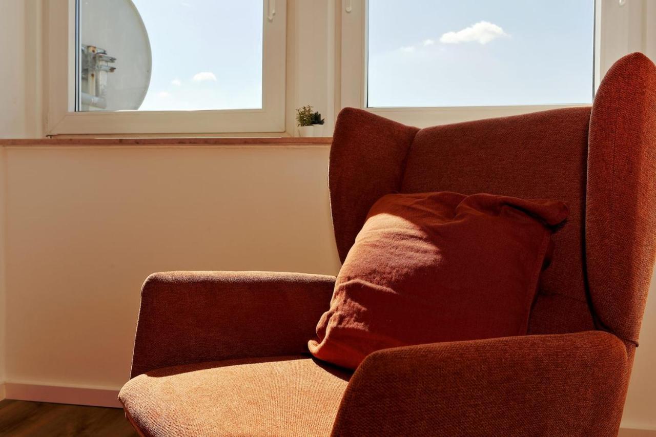 'Traveller Lodge' Grosszuegiges Apartment - 3 Bedroom 10Min To Hbf, Full Kitchen, Homeoffice, Netflix, Wifi 뒤셀도르프 외부 사진